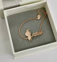 Load image into Gallery viewer, Custom Kid&#39;s Art Chain Bracelet
